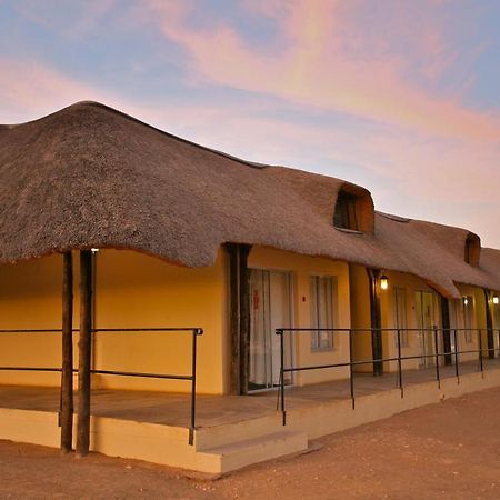 Schuetzenhaus Guesthouse Keetmanshoop Exterior foto