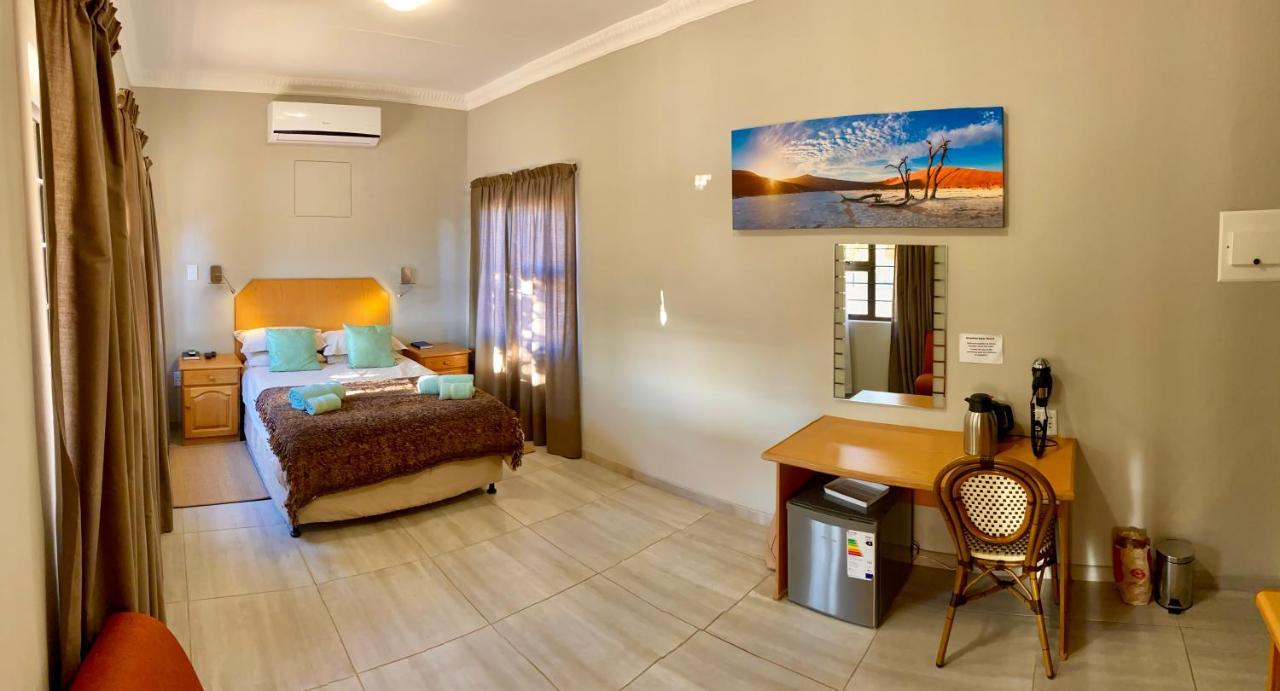Schuetzenhaus Guesthouse Keetmanshoop Exterior foto