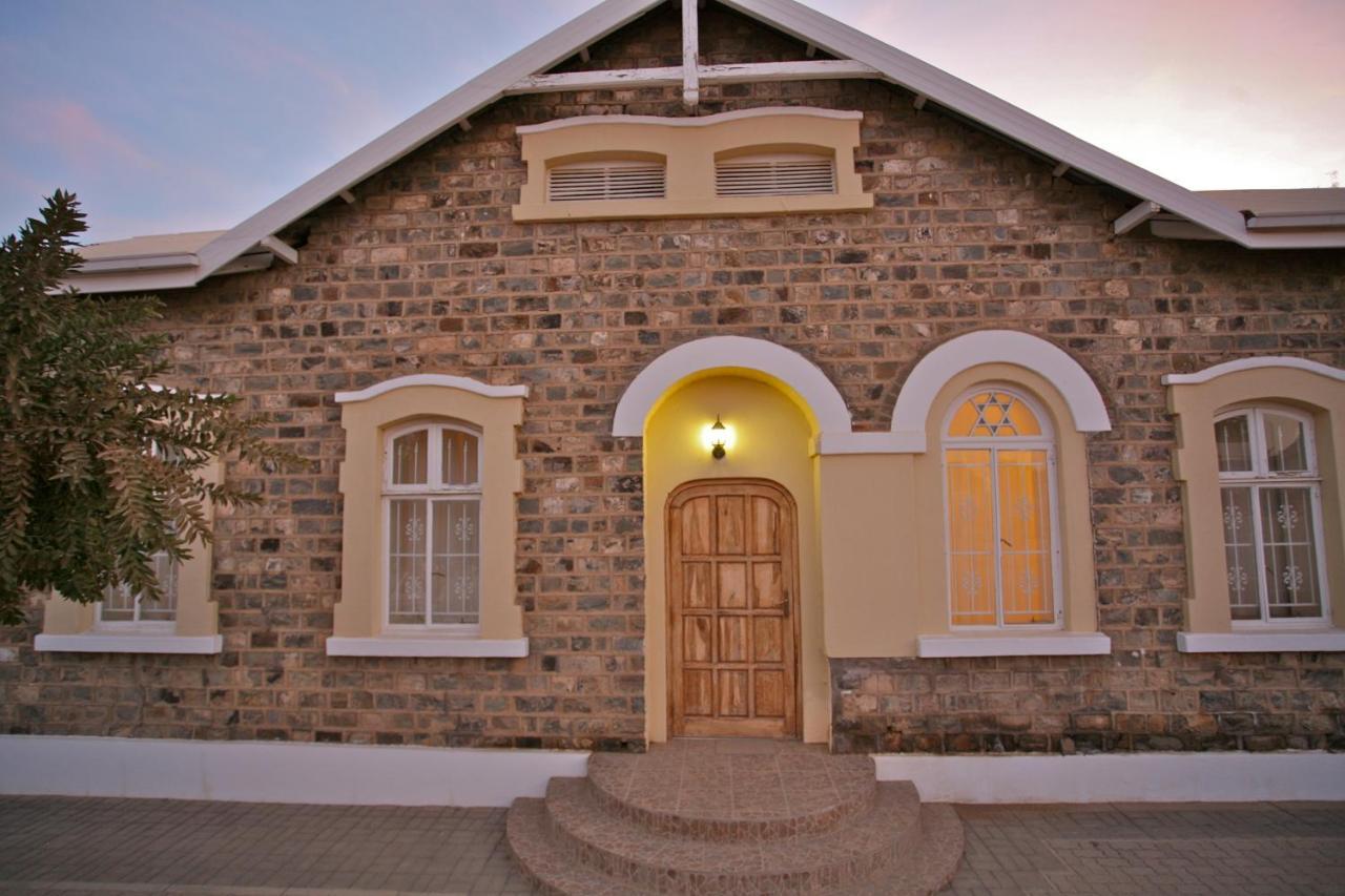 Schuetzenhaus Guesthouse Keetmanshoop Exterior foto