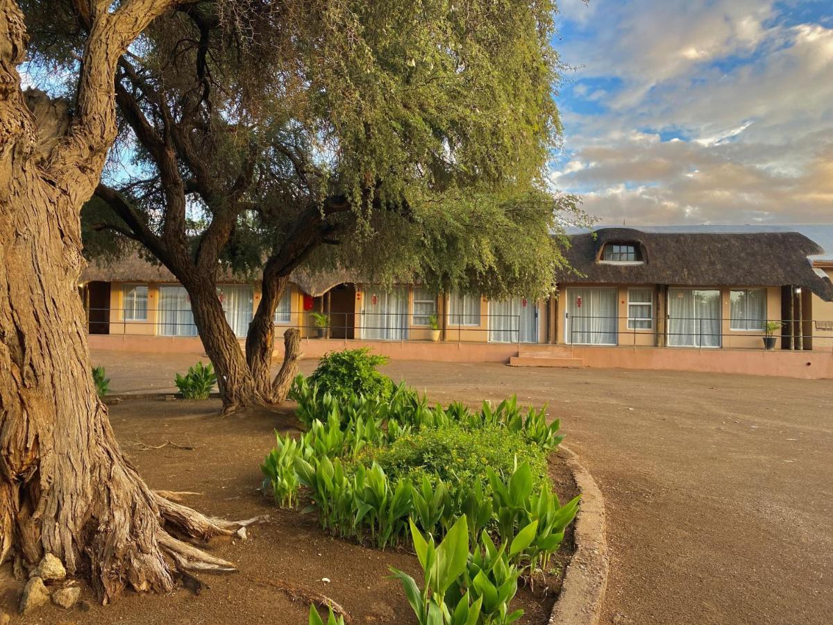 Schuetzenhaus Guesthouse Keetmanshoop Exterior foto
